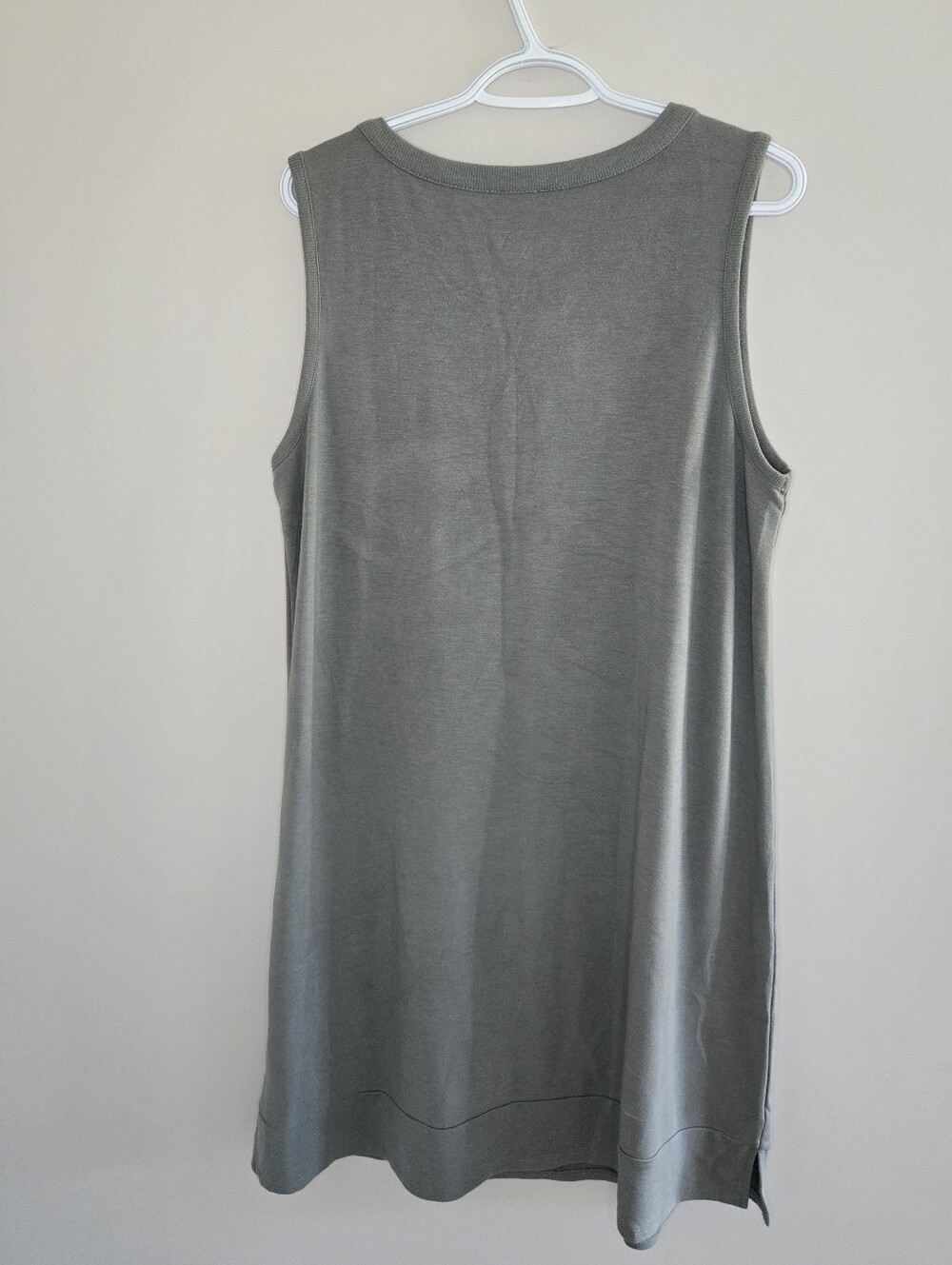Sunday Olive Green Sleeveless Midi Dress With Front Lace Up Details - NEW - Picture 5 of 6